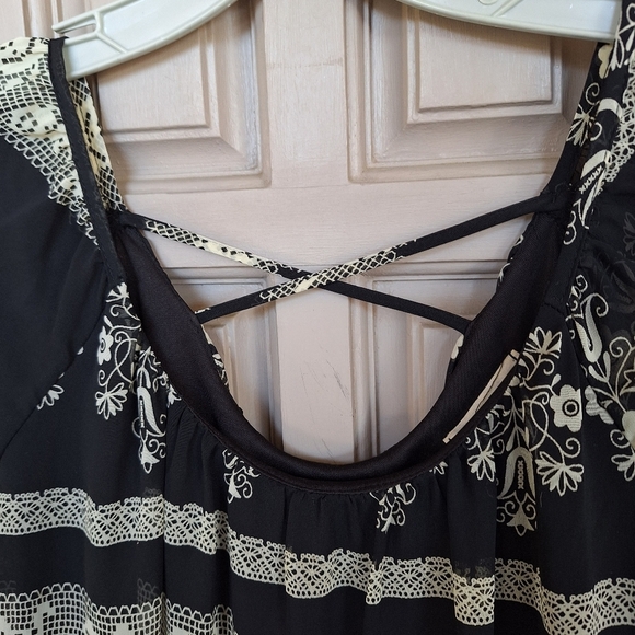 Millibon Dress Elastic Waist Black Geometric SzM Long Sleeves Cross Back Lined - Picture 4 of 12